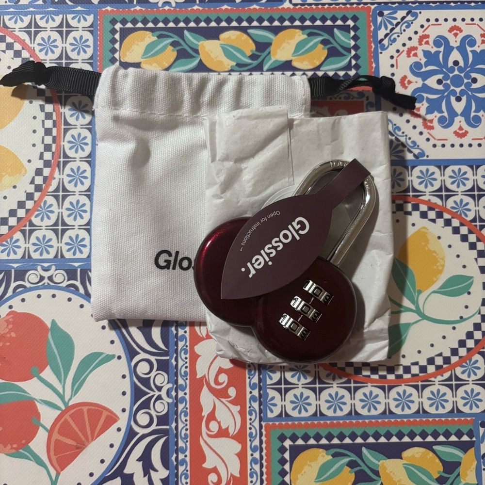 Glosssier Cherry Lock